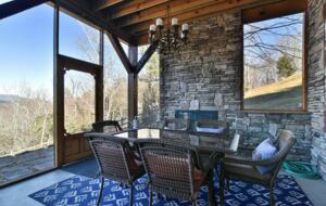 Frolly Falls Mountain Escape - Black Mountain, North Carolina