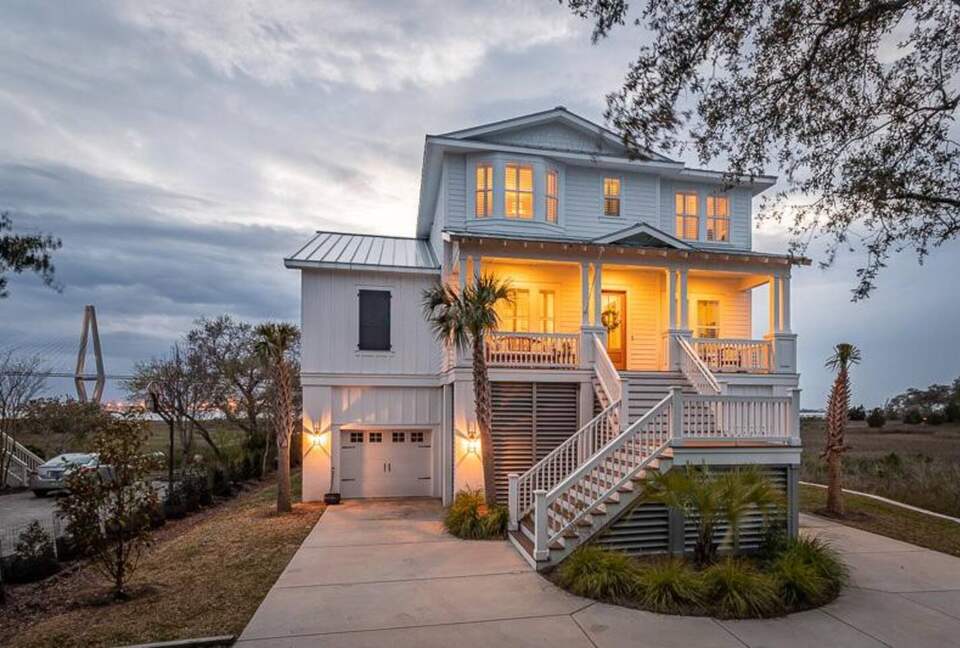 The Watch on the Water with Sunset Views! - Mount Pleasant, South Carolina