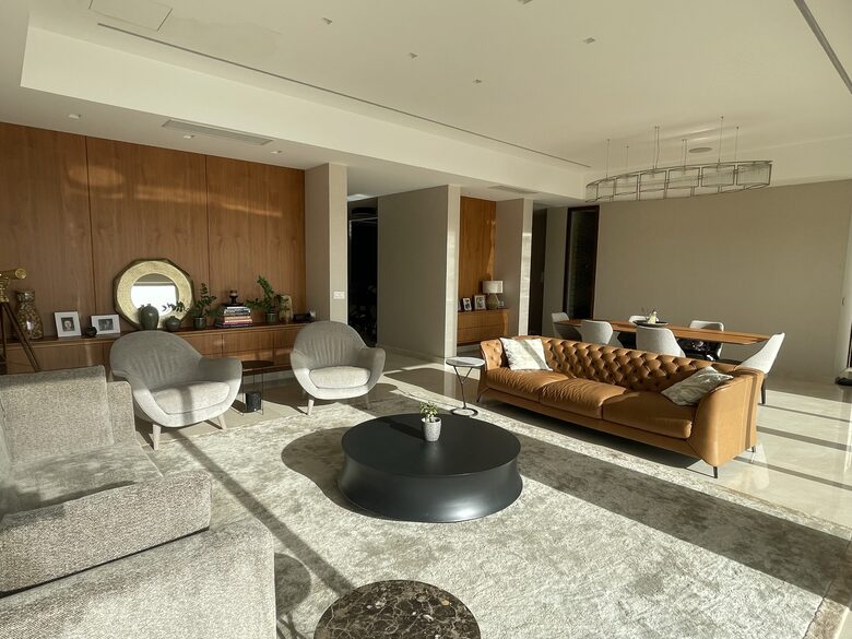 Luxury Seafront Penthouse with Private Pool & Breathtaking Panoramic Sea Views - Sliema, Malta