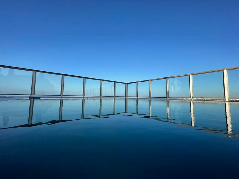 Luxury Seafront Penthouse with Private Pool & Breathtaking Panoramic Sea Views - Sliema, Malta