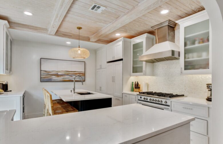 Villa Bamboo Private Tropical Paradise with Pool - West Palm Beach, Florida