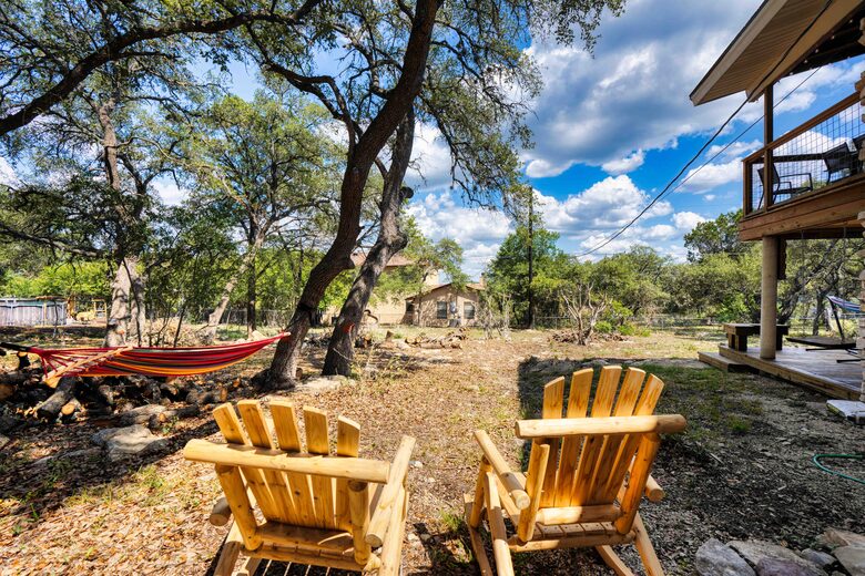 Lake View Retreat with BOAT Rental Available - Canyon Lake, Texas