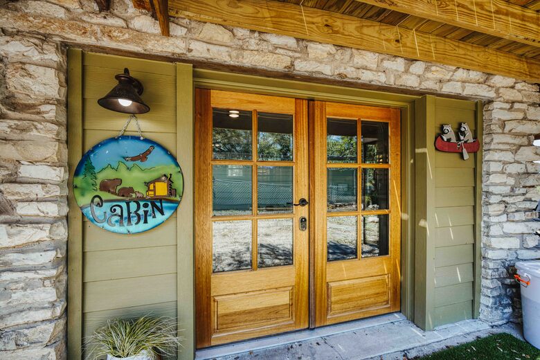 Lake View Retreat with BOAT Rental Available - Canyon Lake, Texas