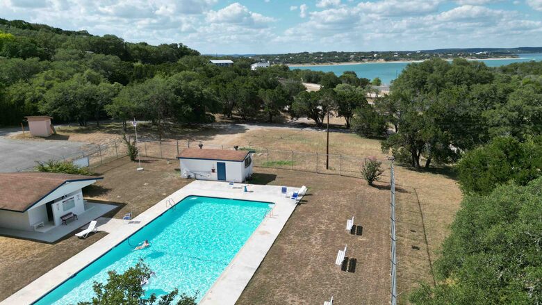 Lake View Retreat with BOAT Rental Available - Canyon Lake, Texas