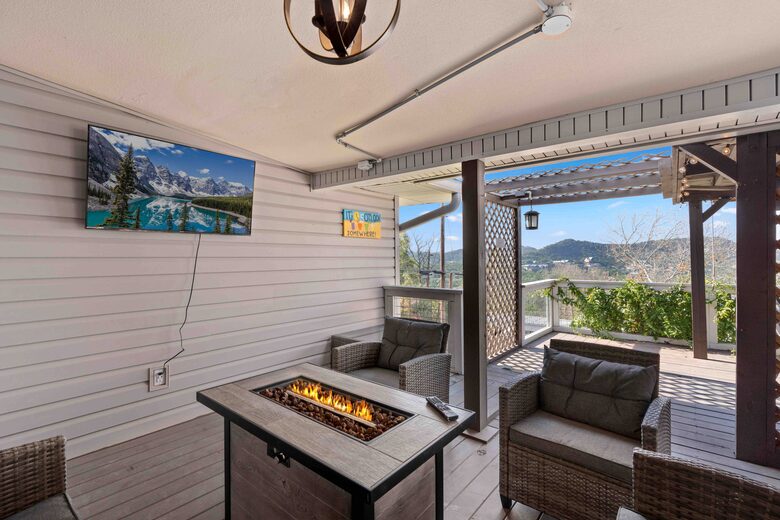 Lake View Hm | with BOAT Rentals & Handicap friendly - Canyon Lake, Texas