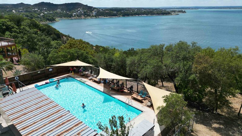 Lake View Hm | with BOAT Rentals & Handicap friendly - Canyon Lake, Texas