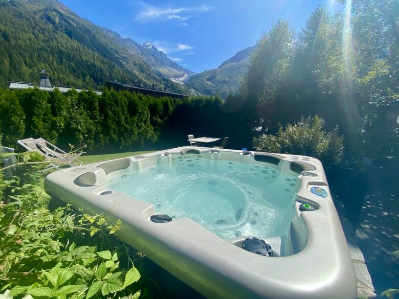 Marmotte Mountain Manor - Chamonix-Mont-Blanc, France
