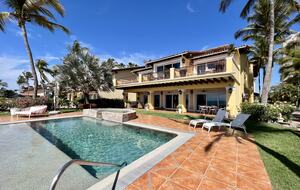 Villa Ada by the Beach with Private Pool - Puerto Vallarta, Mexico