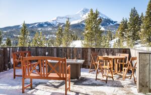 Modern Getaway with Stunning View of Lone Peak - Big Sky, Montana
