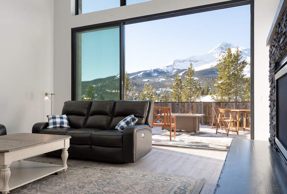 Modern Getaway with Stunning View of Lone Peak - Big Sky, Montana