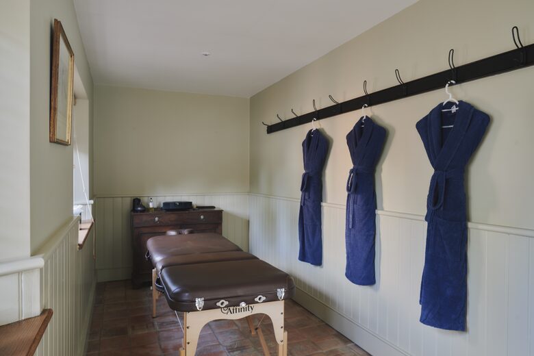 Langley House (R) - Langley Burrell, United Kingdom