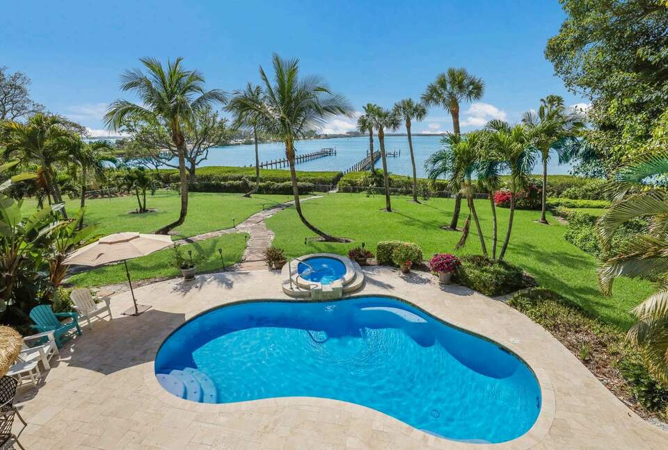 Bradenton Bayside Home - Bradenton, Florida