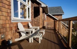 Front porch-looking at the bay