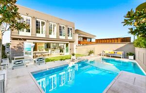 Hamptons style beach front home (R) - Sydney, Australia