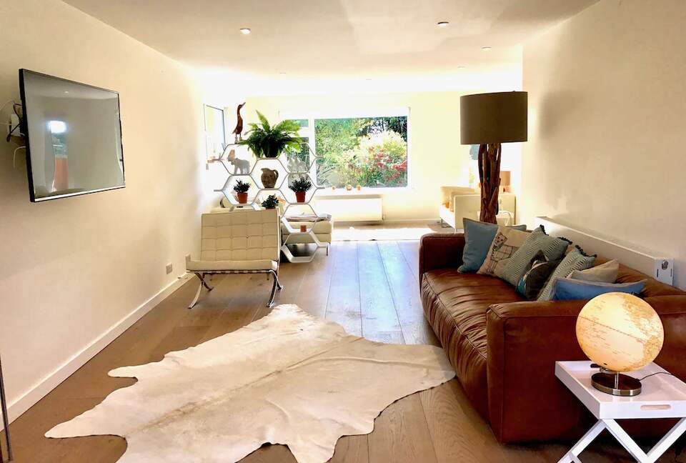 Coastal Scandinavian Inspired Retreat, dog friendly - Earnley, United Kingdom