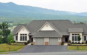 East Coast Ski Home with Community Amenities - Massanutten, Virginia