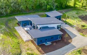 Green Acres of Hidden Hills | Modern Luxury in Wine Country - McMinnville, Oregon