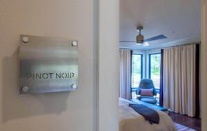 Green Acres of Hidden Hills | Modern Luxury in Wine Country - McMinnville, Oregon