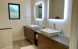 Green Acres of Hidden Hills | Modern Luxury in Wine Country - McMinnville, Oregon