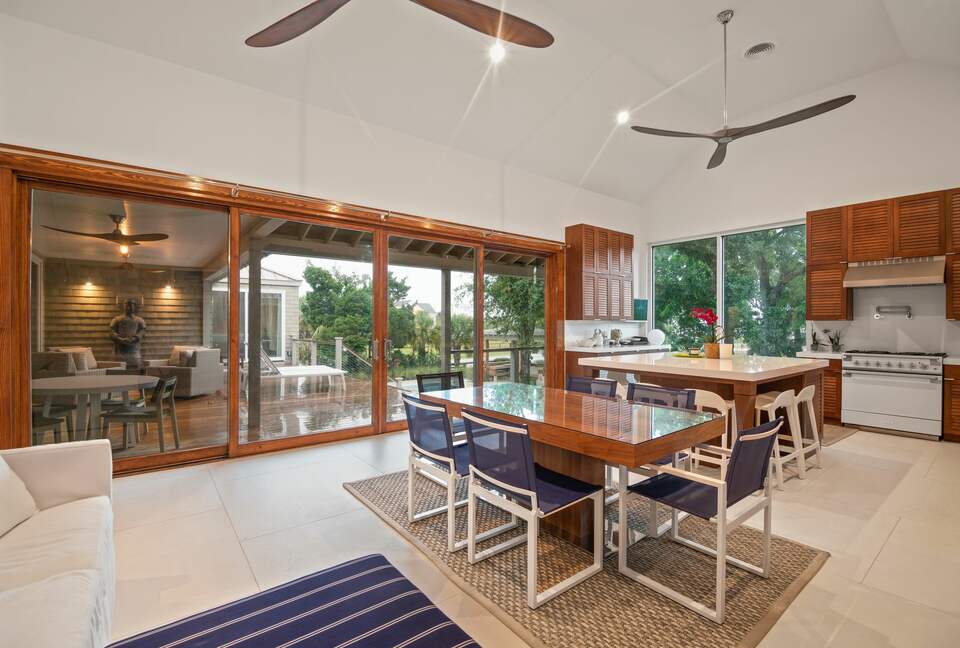 Oceanview Island Beach Cottage - Sullivan’s Island, South Carolina