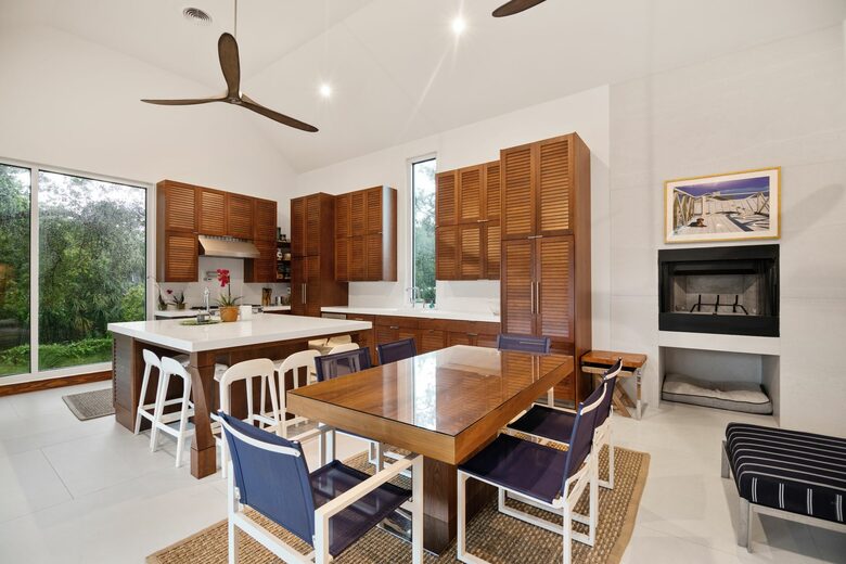 Oceanview Island Beach Cottage - Sullivan’s Island, South Carolina