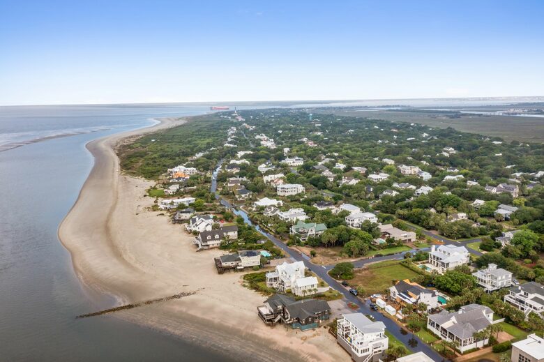 Oceanview Island Beach Cottage - Sullivan’s Island, South Carolina