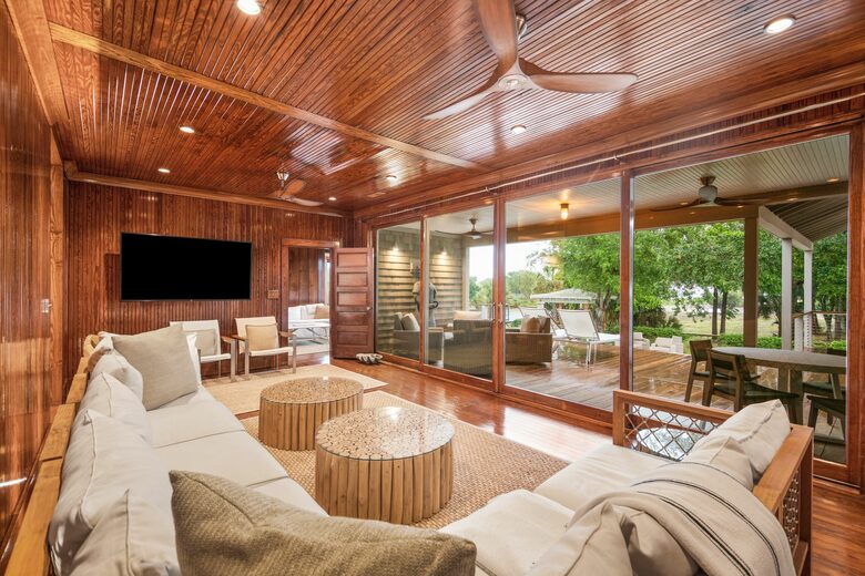 Oceanview Island Beach Cottage - Sullivan’s Island, South Carolina