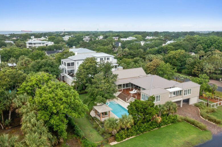Oceanview Island Beach Cottage - Sullivan’s Island, South Carolina