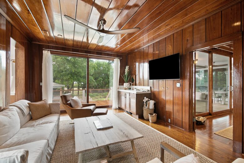 Oceanview Island Beach Cottage - Sullivan’s Island, South Carolina