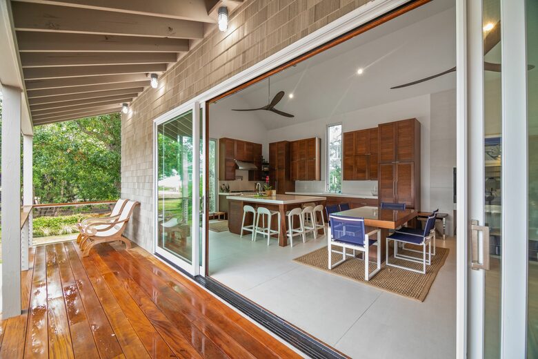 Oceanview Island Beach Cottage - Sullivan’s Island, South Carolina