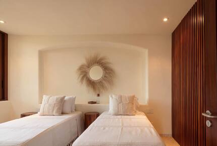 Armadillo Living | Luxury Hillside Penthouse Walking Distance to Beach - Zihuatanejo, Mexico