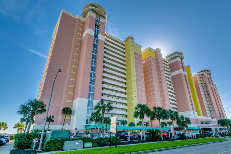 Myrtle Beach Oceanfront Retreat with Resort Amenities - North Myrtle Beach, South Carolina