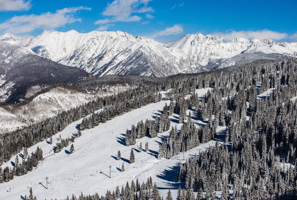 Vail Ski-In/Ski-Out Getaway with Amazing Location on the Slopes - Quick Ski/Walking Access to Lionshead! - Vail, Colorado