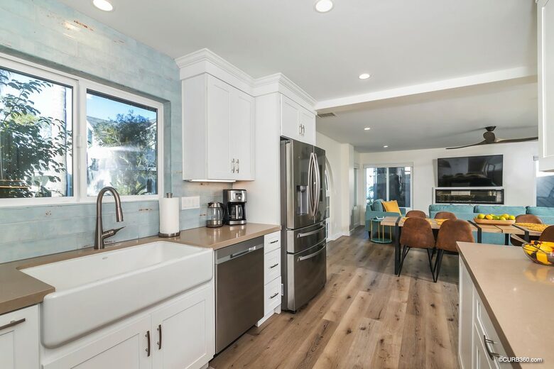 Mission Beach Townhome with Bay Views - San Diego, California