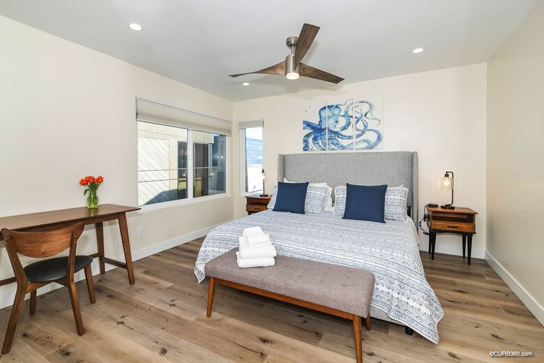 Mission Beach Townhome with Bay Views - San Diego, California