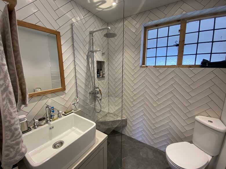 1 Waterlow Court - London, United Kingdom