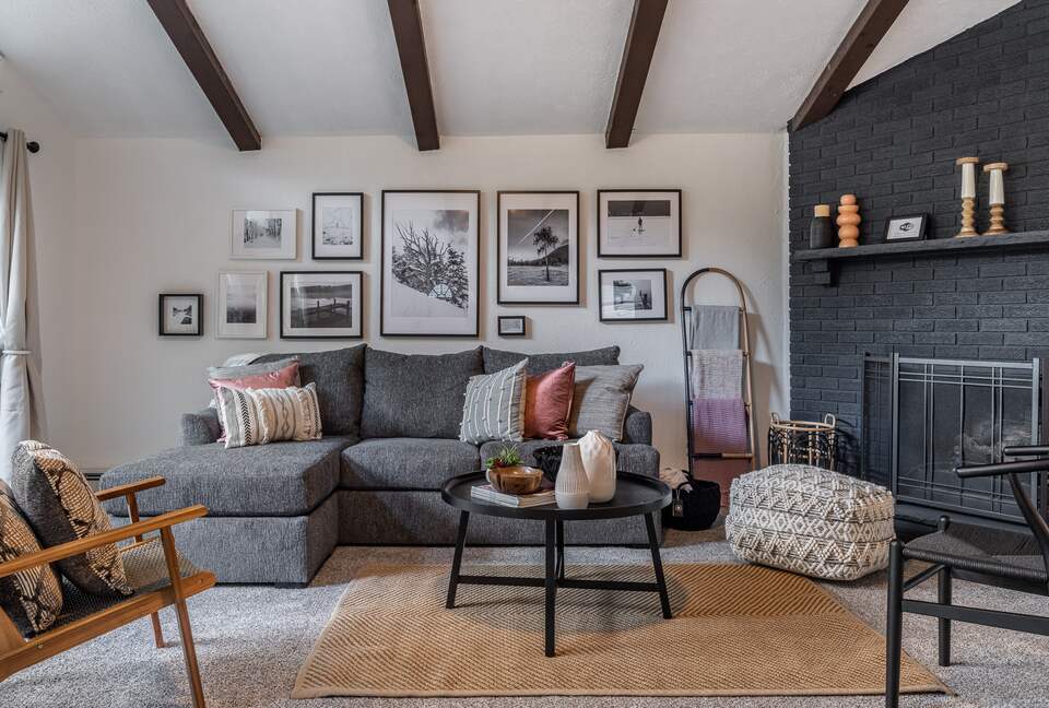 Cozy Modern Cabin Near Ski and Lake - Tobyhanna, Pennsylvania