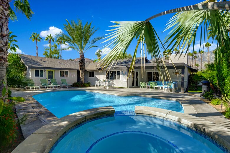 Palm Springs Mid-Century with Pool, Spa, Putting Green - Palm Springs, California
