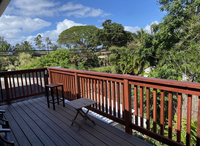 Private porch