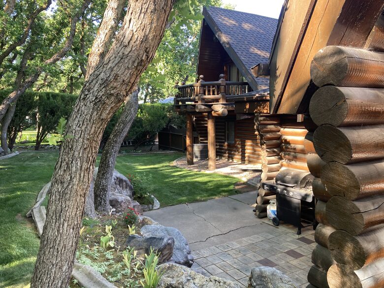 Splinter Shack Lodge | Charming Ski Log Cabin 20 minutes from Snowbasin! - Ogden, Utah