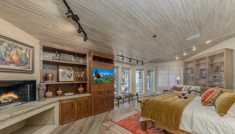 The River House Luxury with Hot Tub - Ruidoso, New Mexico