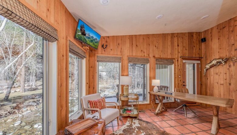 The River House Luxury with Hot Tub - Ruidoso, New Mexico