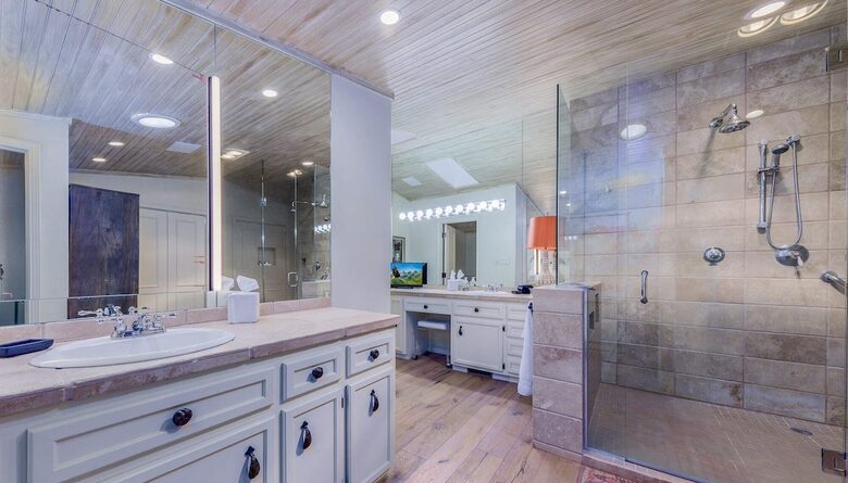 The River House Luxury with Hot Tub - Ruidoso, New Mexico