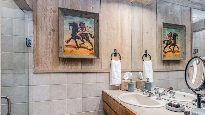The River House Luxury with Hot Tub - Ruidoso, New Mexico