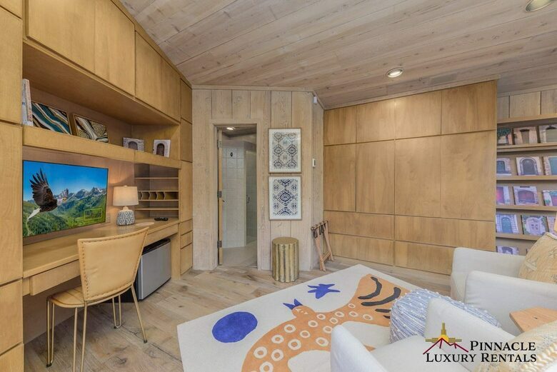 The River House Luxury with Hot Tub - Ruidoso, New Mexico