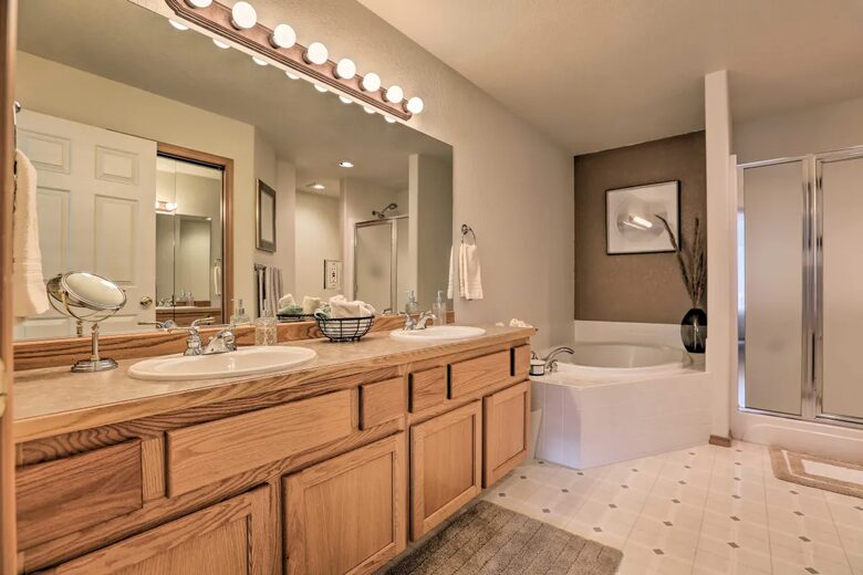 en-suite bathroom
