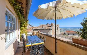 Charming Tuscan Getaway - Cortona, Italy
