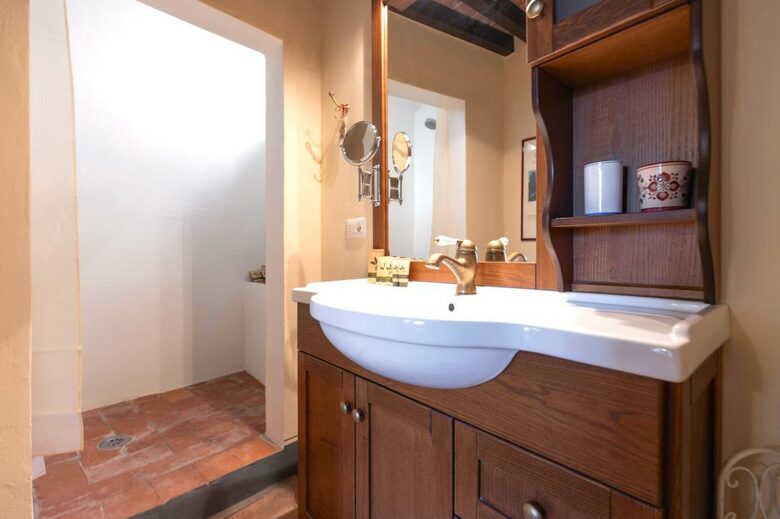 Charming Tuscan Getaway - Cortona, Italy