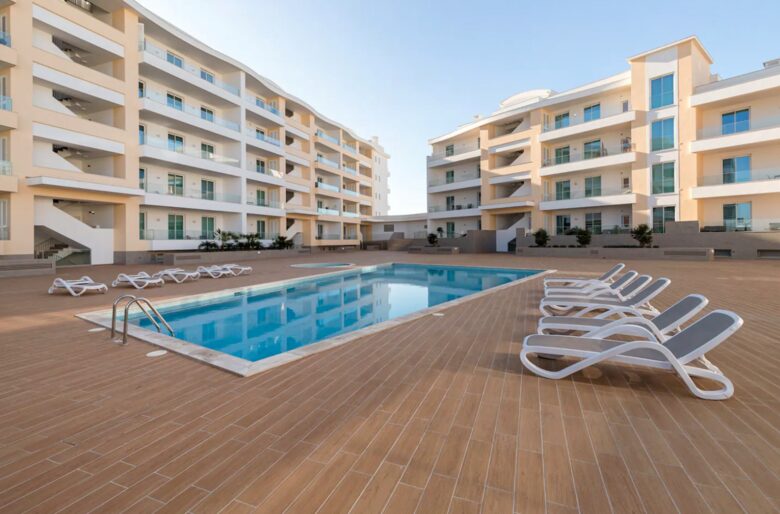 Modern 3-Bedroom Marina Getaway - Lagos, Portugal