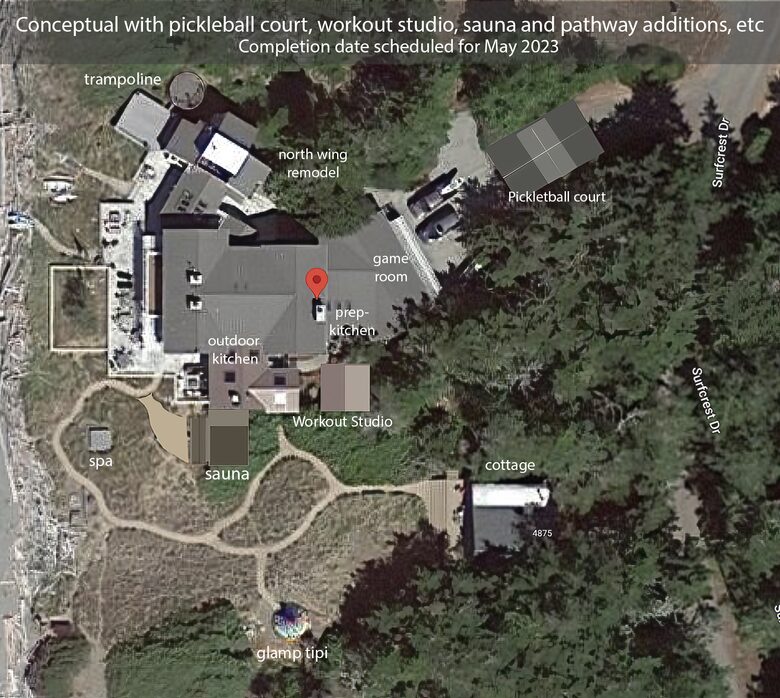 Oak Harbor Pacific Northwest Waterfront Compound - Oak Harbor, Washington